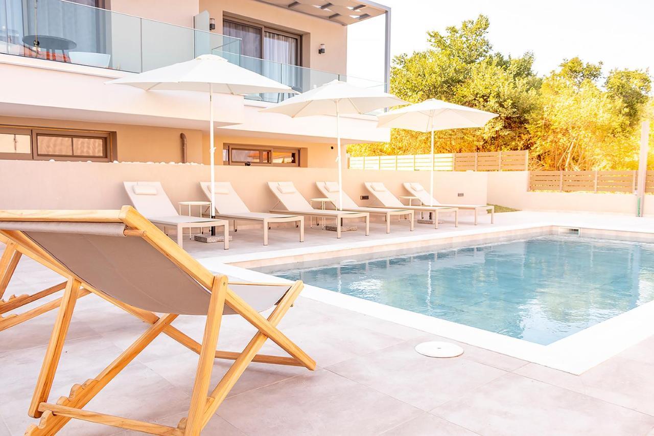 Arodo Suites Nea Iraklitsa Buitenkant foto