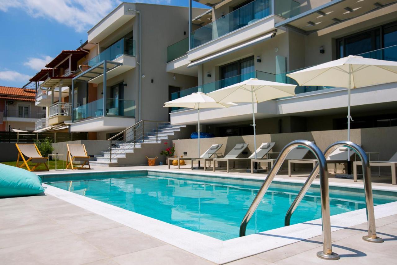 Arodo Suites Nea Iraklitsa Buitenkant foto
