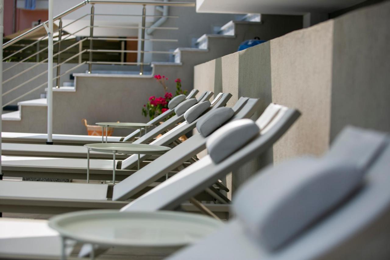 Arodo Suites Nea Iraklitsa Buitenkant foto