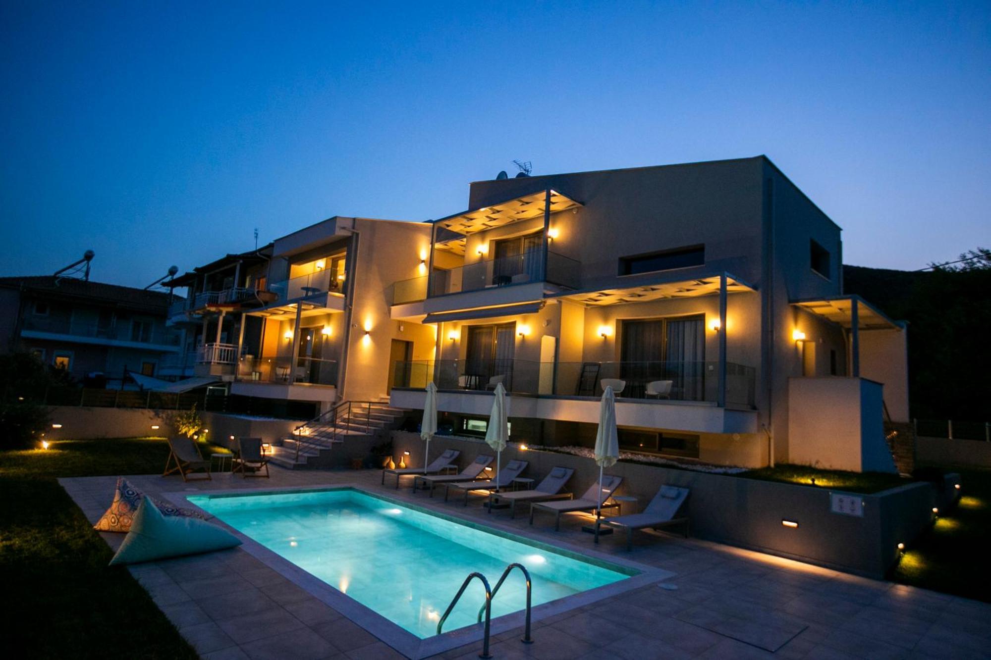 Arodo Suites Nea Iraklitsa Buitenkant foto